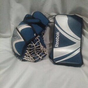 hockey Goldie glove and blocker